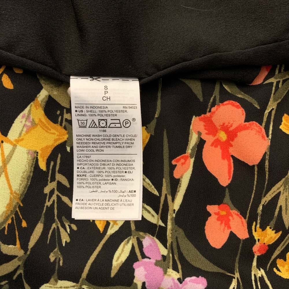 ๐ธ4/25๐ธ Old Navy Black Floral Dress - Picture 5 of 5